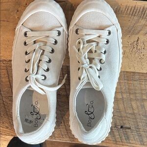 Bos. & Co. Off-White Canvas Sneakers